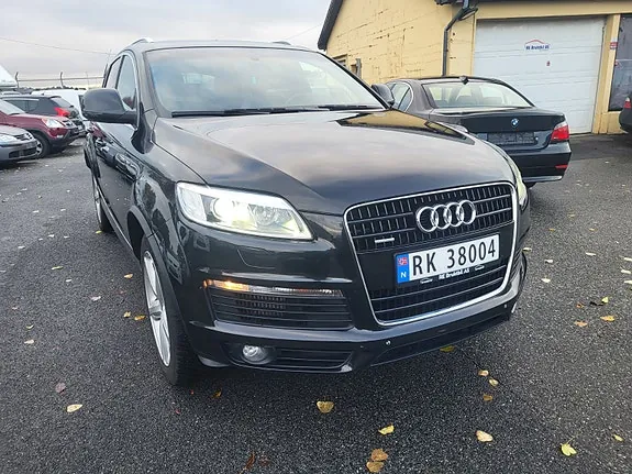 Audi Q7 2008 photo 5