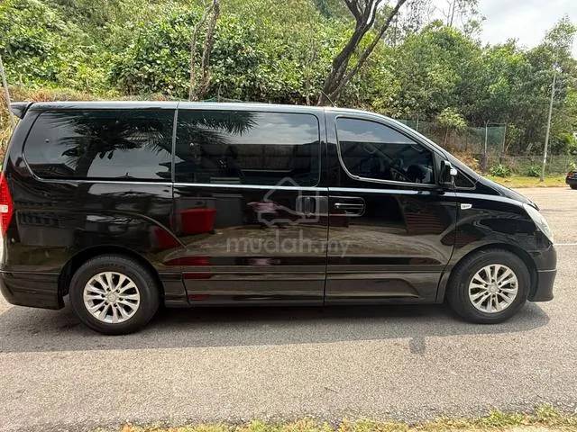 Hyundai Grand Starex