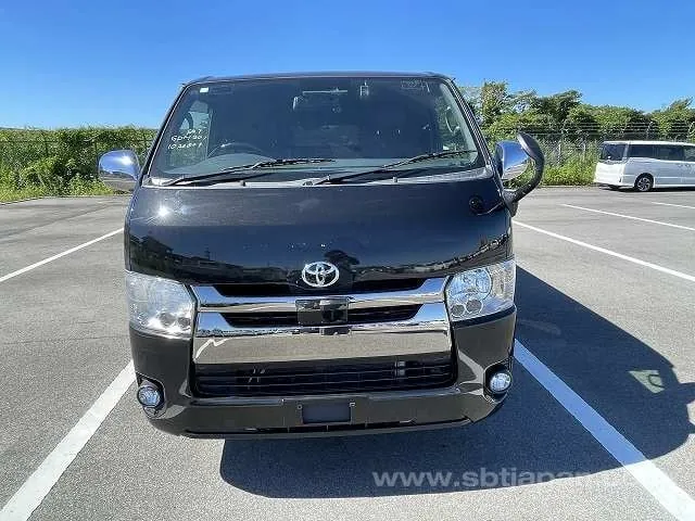 Toyota Hiace Van 2019 photo 5