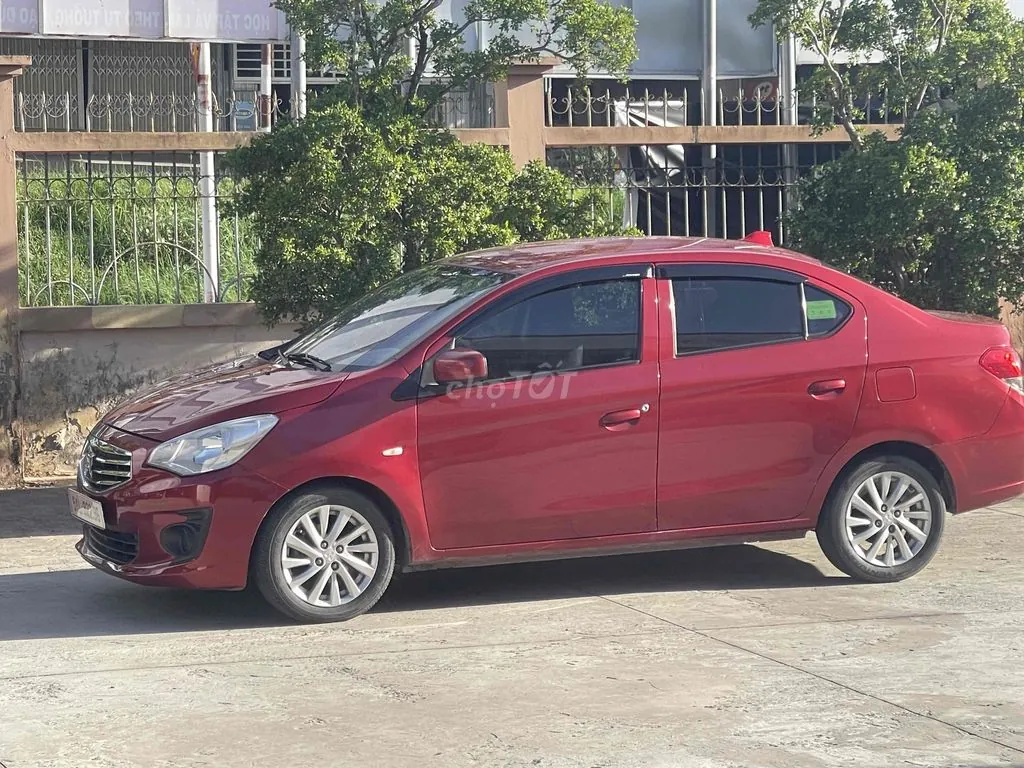 Mitsubishi Attrage 2019 photo 2