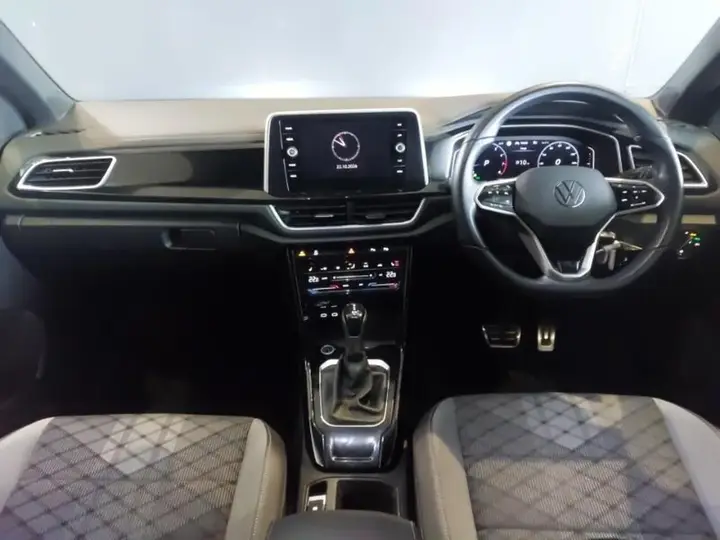 Volkswagen T-Roc 2022 photo 3