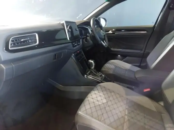 Volkswagen T-Roc 2022 photo 5