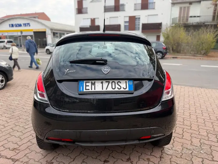 Lancia Ypsilon 2012 photo 5