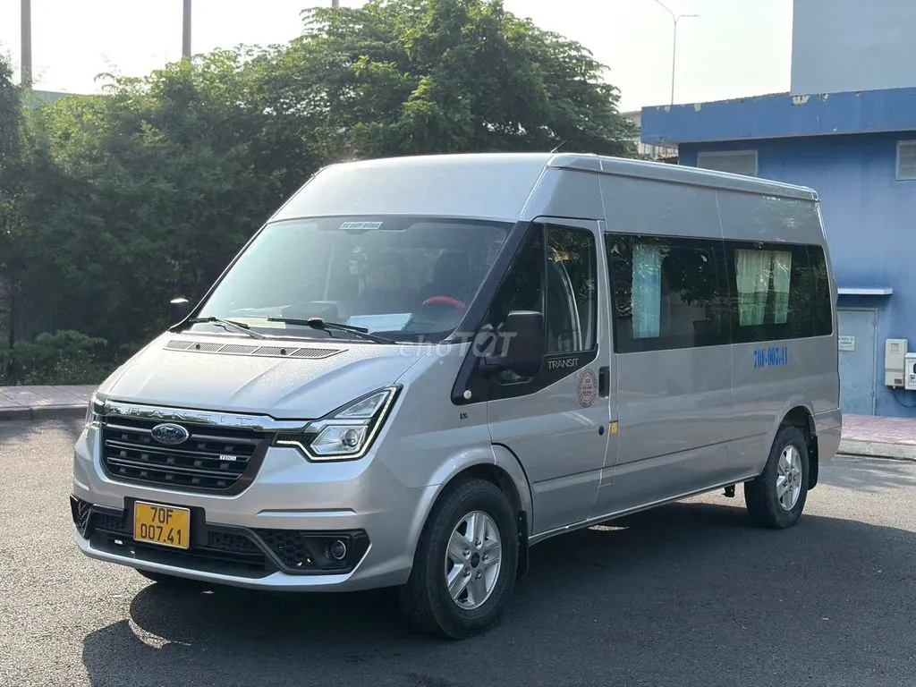 Ford Transit 2023 photo 3