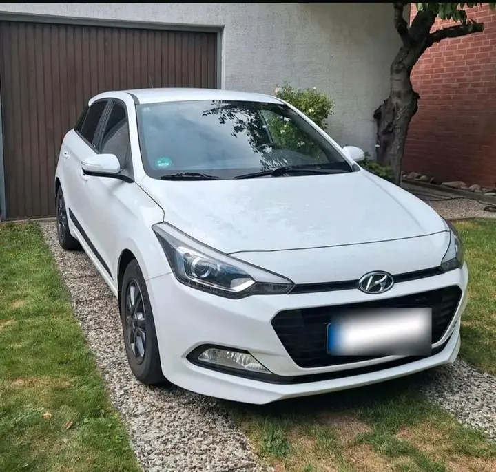 Hyundai I20