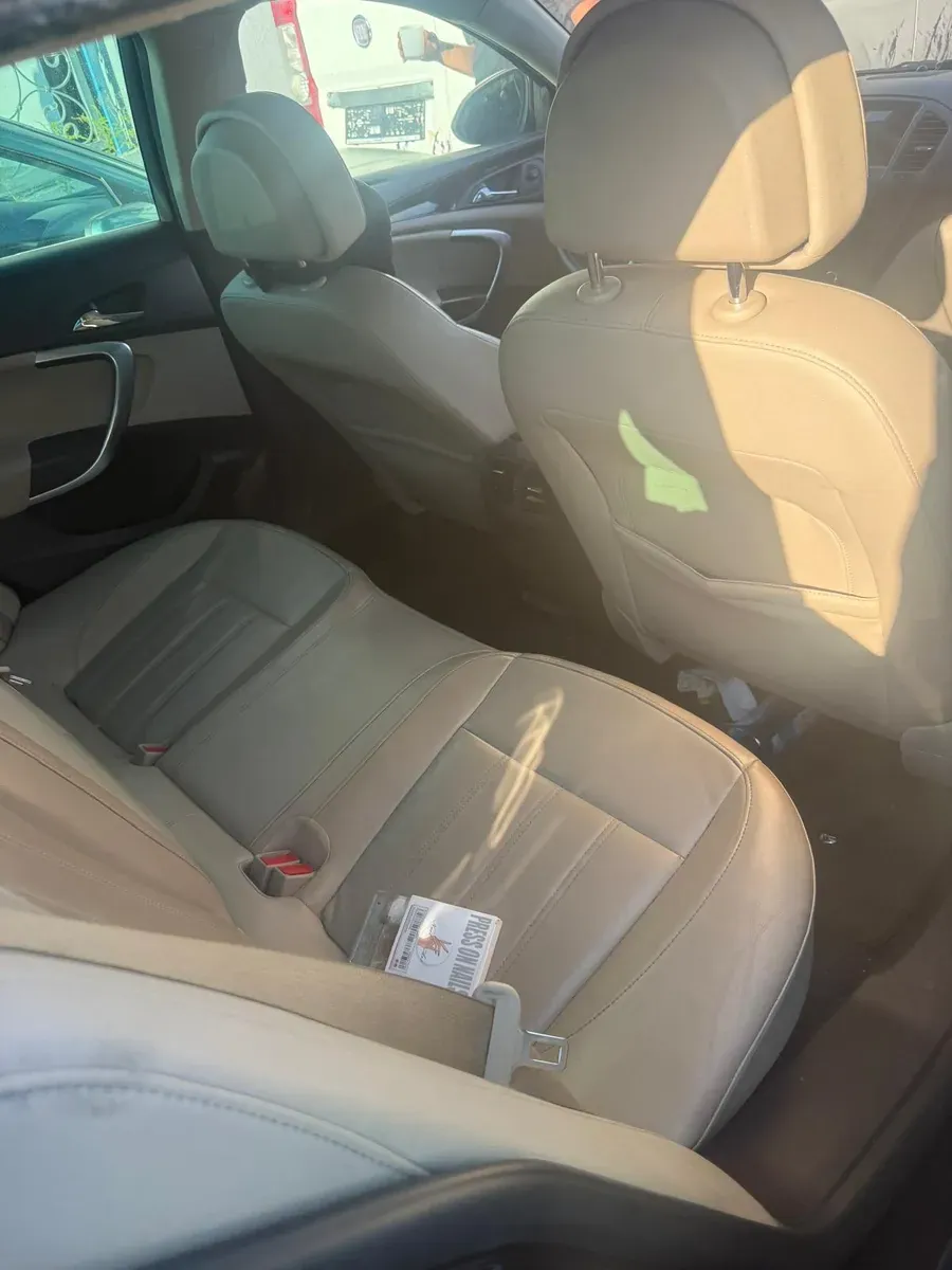 Opel Insignia 2010 photo 3