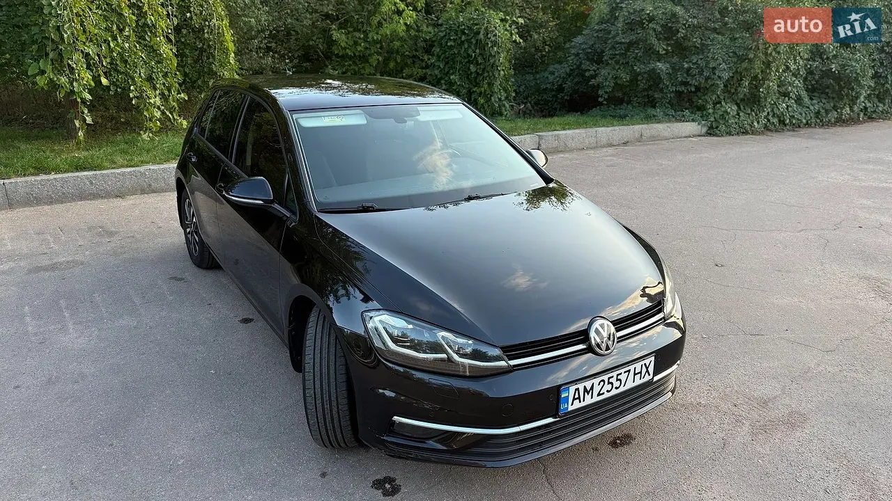 Volkswagen Golf 2019 photo 2