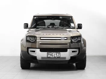 Land Rover Defender 2022 photo 3
