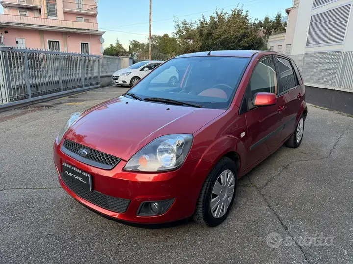 Ford Fiesta 2006 photo 3