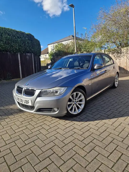 BMW 3 Series 2008 photo 2