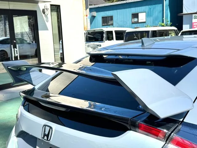 Honda Civic Hatchback 2021 photo 3