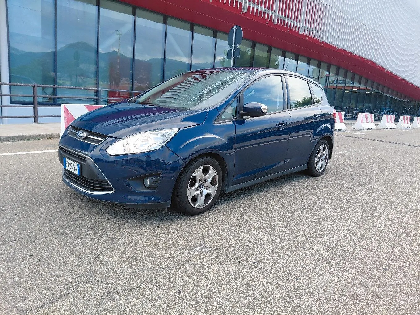 Ford C-Max 2014 photo 2