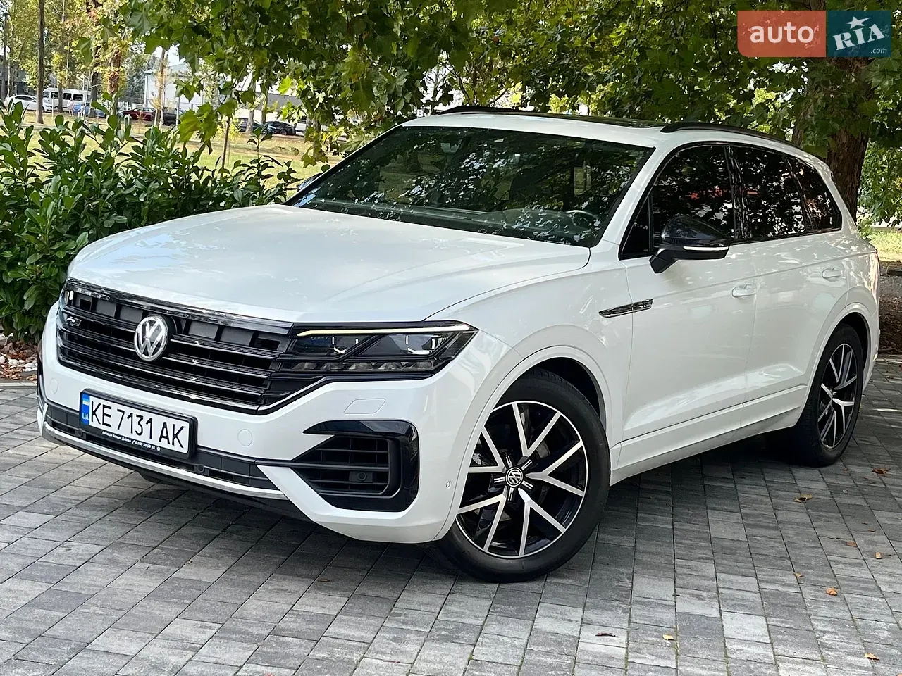 Volkswagen Touareg 2019 photo 2