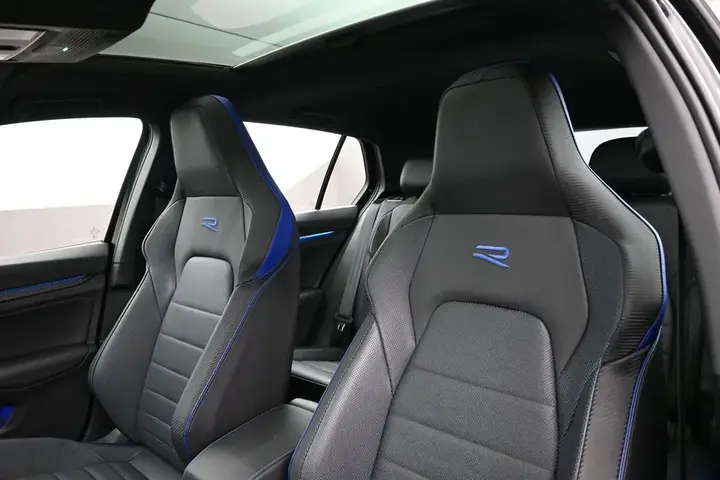 Volkswagen Golf R 2025 photo 4