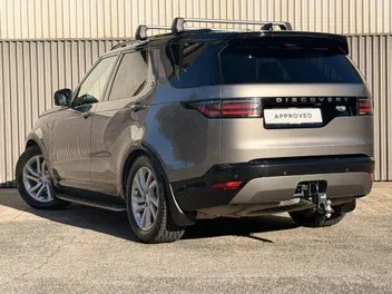 Land Rover Discovery 2023 photo 3