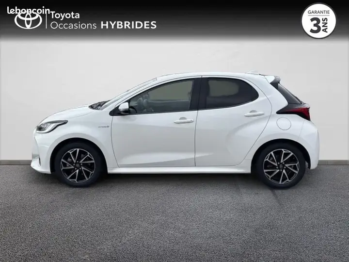 Toyota Yaris 2022 photo 3