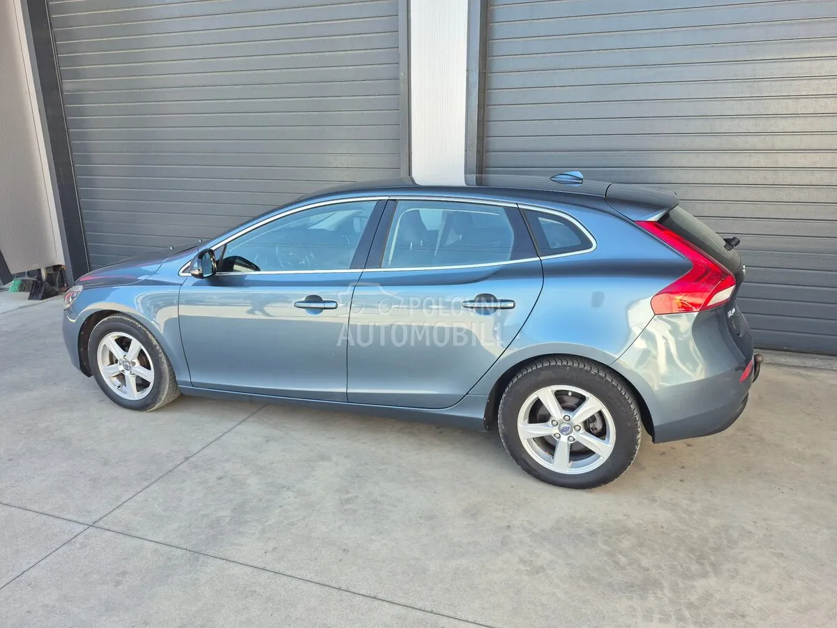 Volvo V40 2013 photo 4