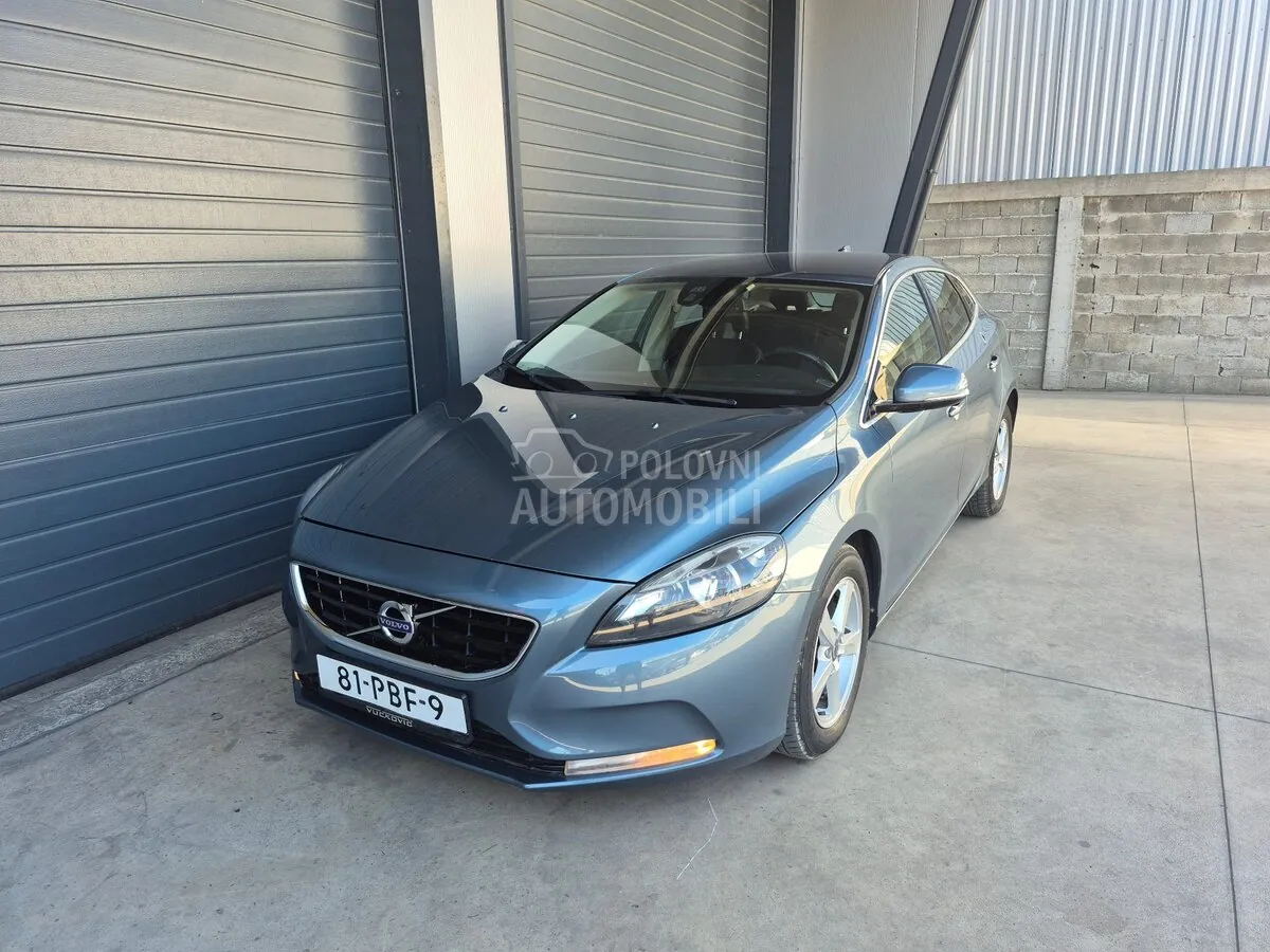 Volvo V40