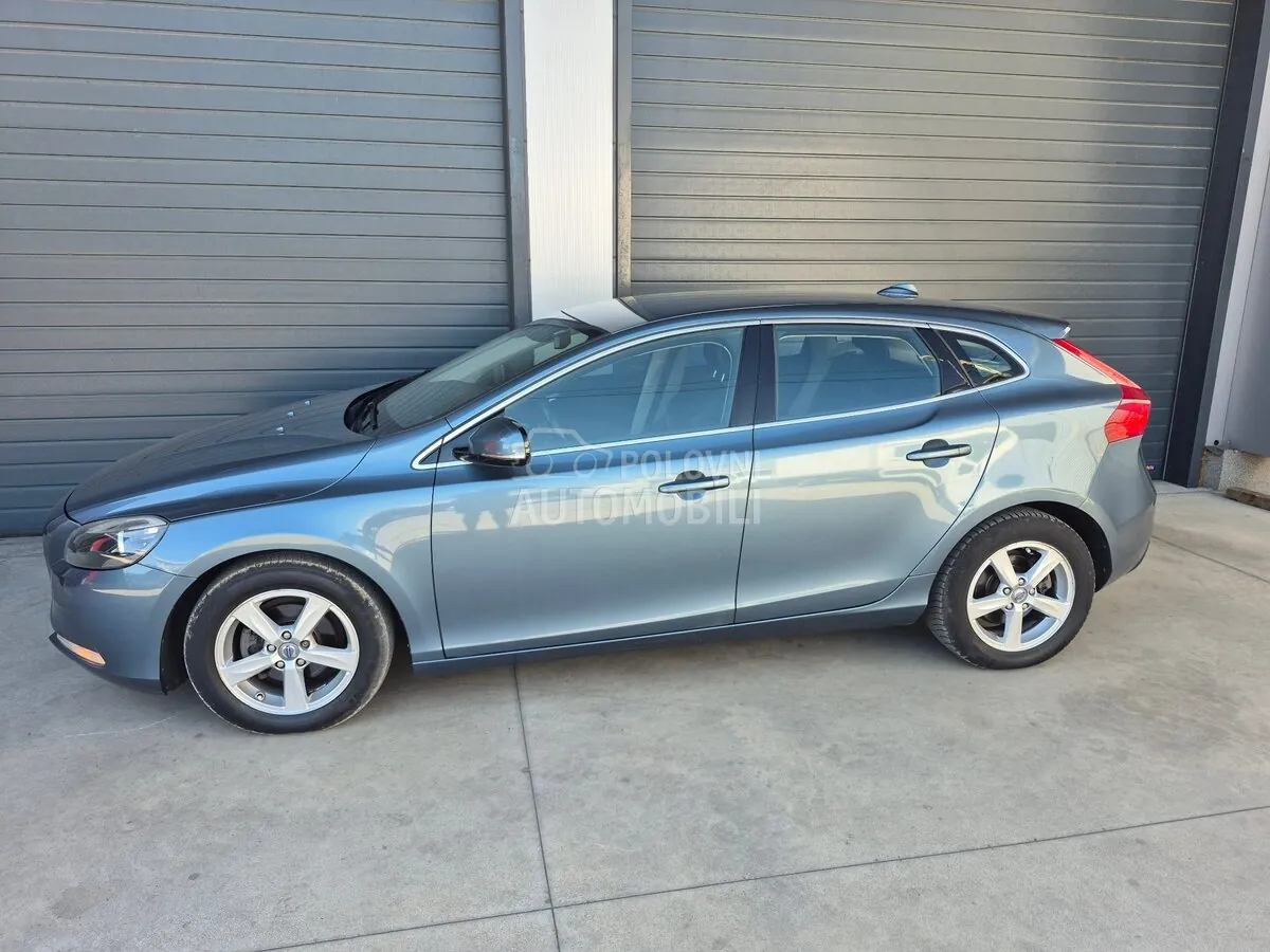 Volvo V40 2013 photo 3