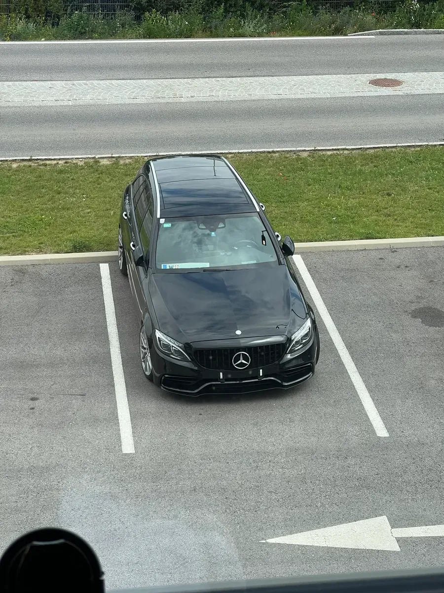 Mercedes-Benz C-Class 2015 photo 2