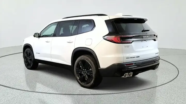 GMC Acadia 2027 photo 4