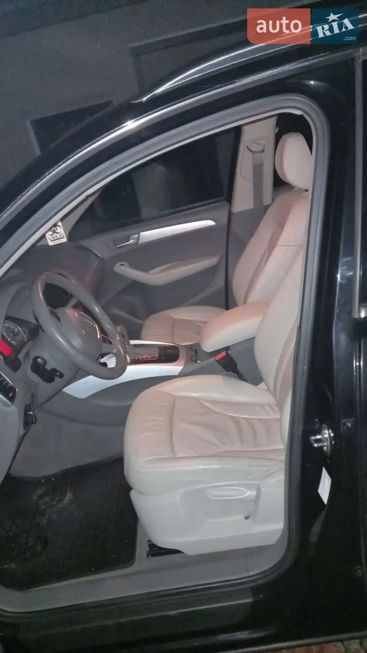 Audi Q5 2010 photo 2