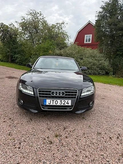 Audi A5 2010 photo 2