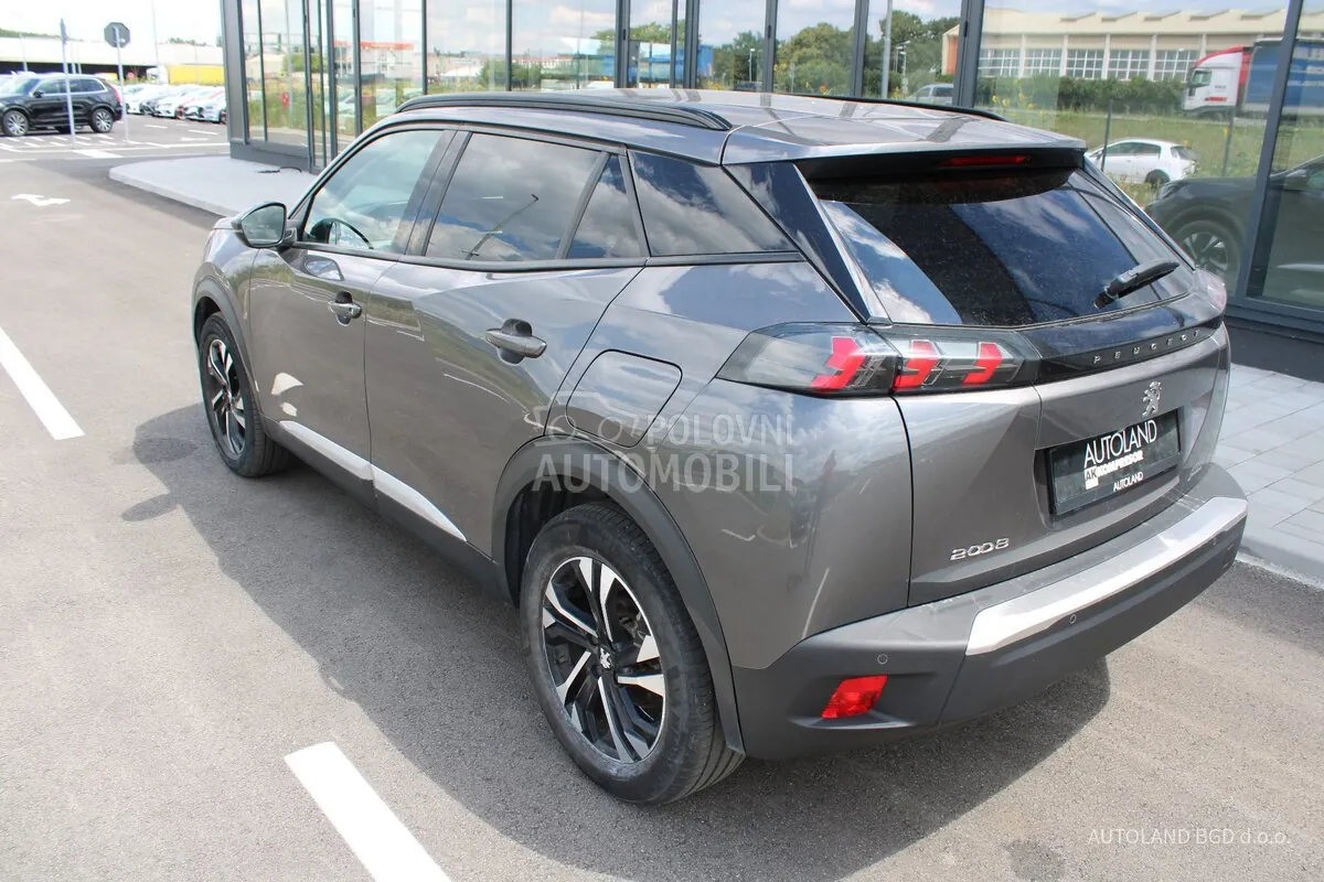 Peugeot 2008 2021 photo 5