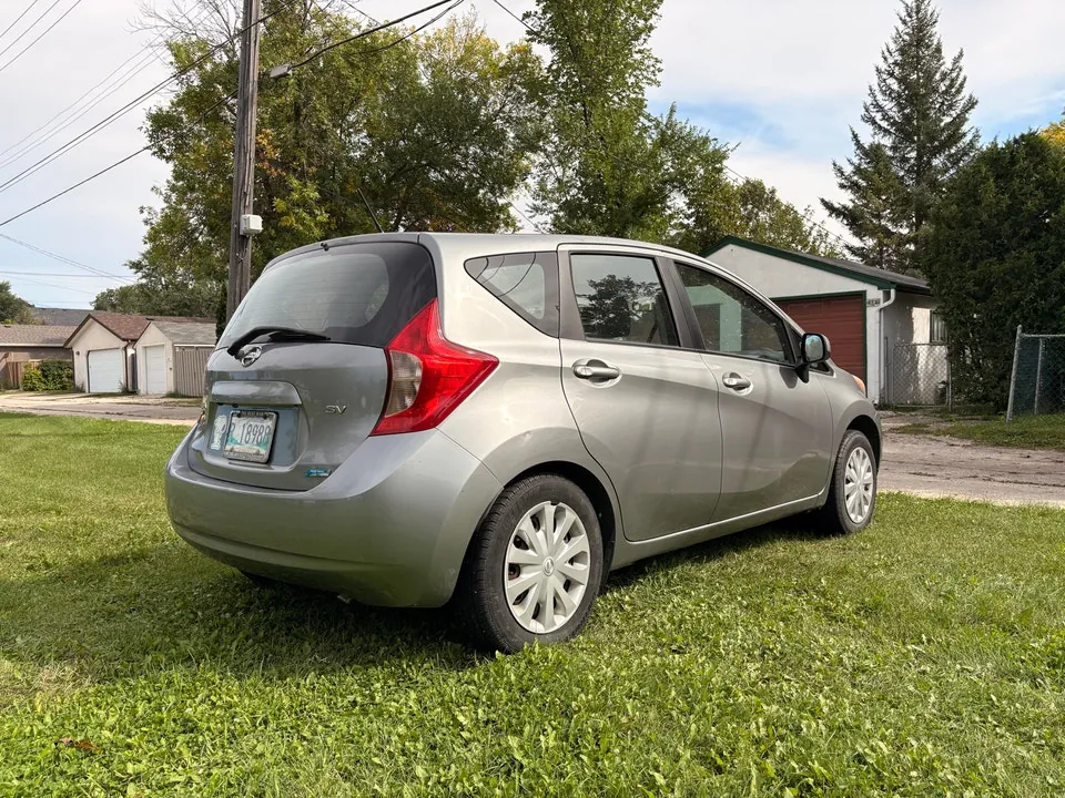 Nissan Versa Note 2014 photo 3
