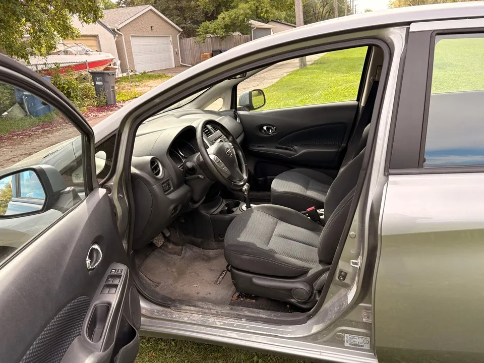 Nissan Versa Note 2014 photo 5