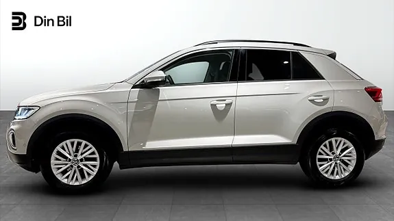 Volkswagen T-Roc 2023 photo 2