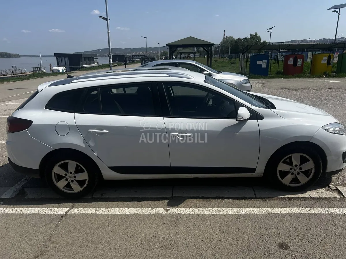 Renault Megane 2012 photo 4