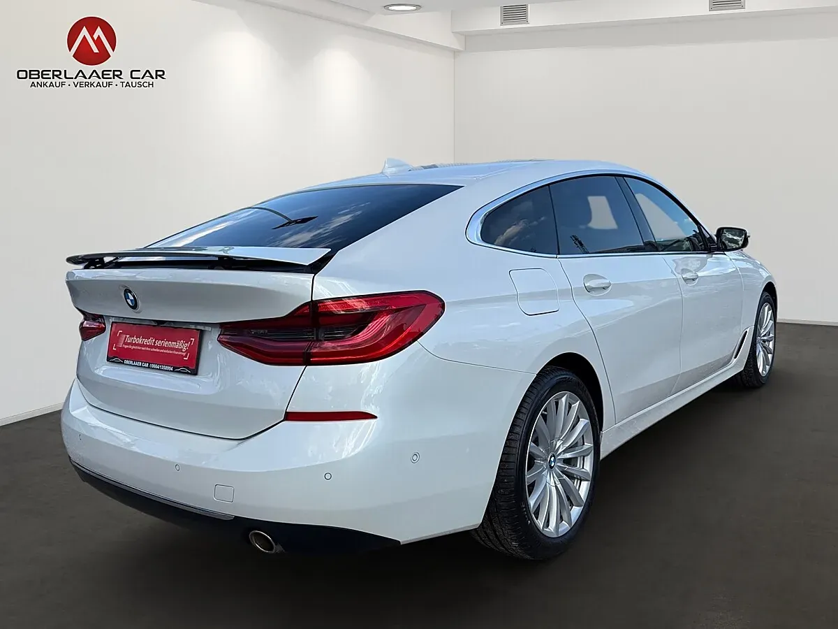 BMW 6 Series 2018 photo 2