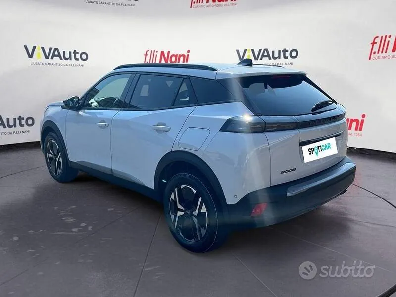 Peugeot 2008 2025 photo 4