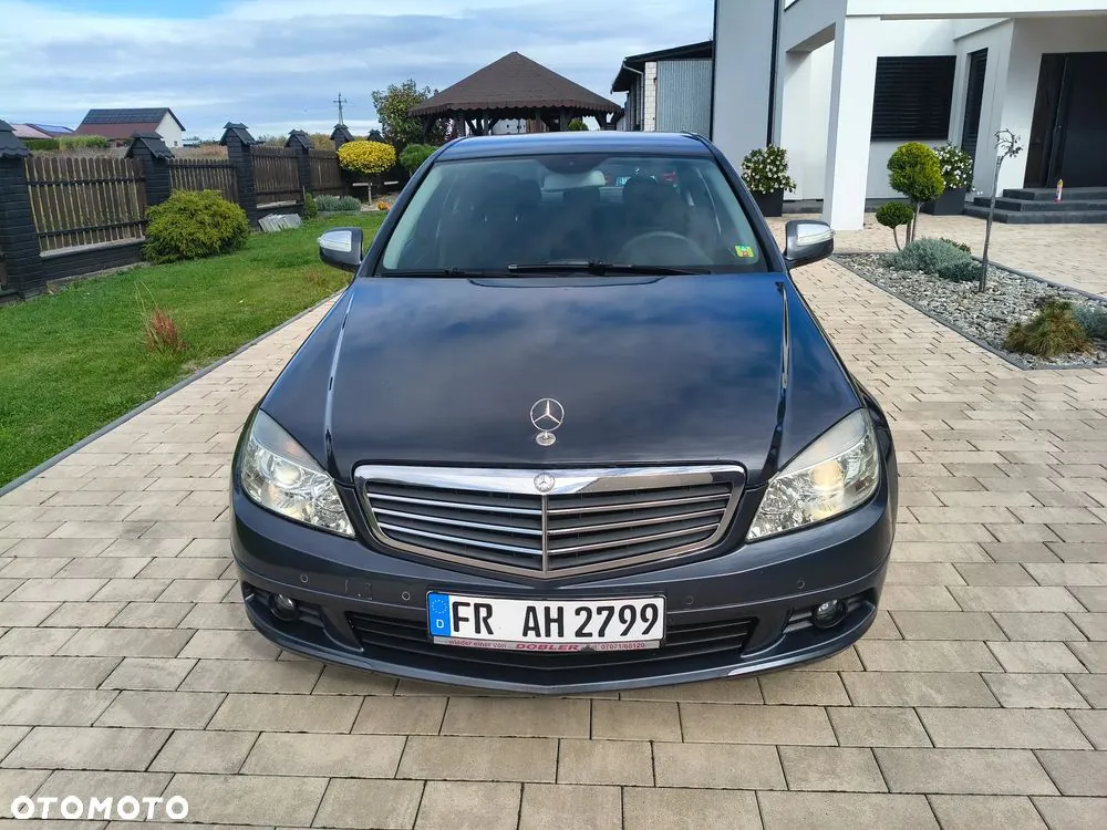 Mercedes-Benz C-Class 2008 photo 2
