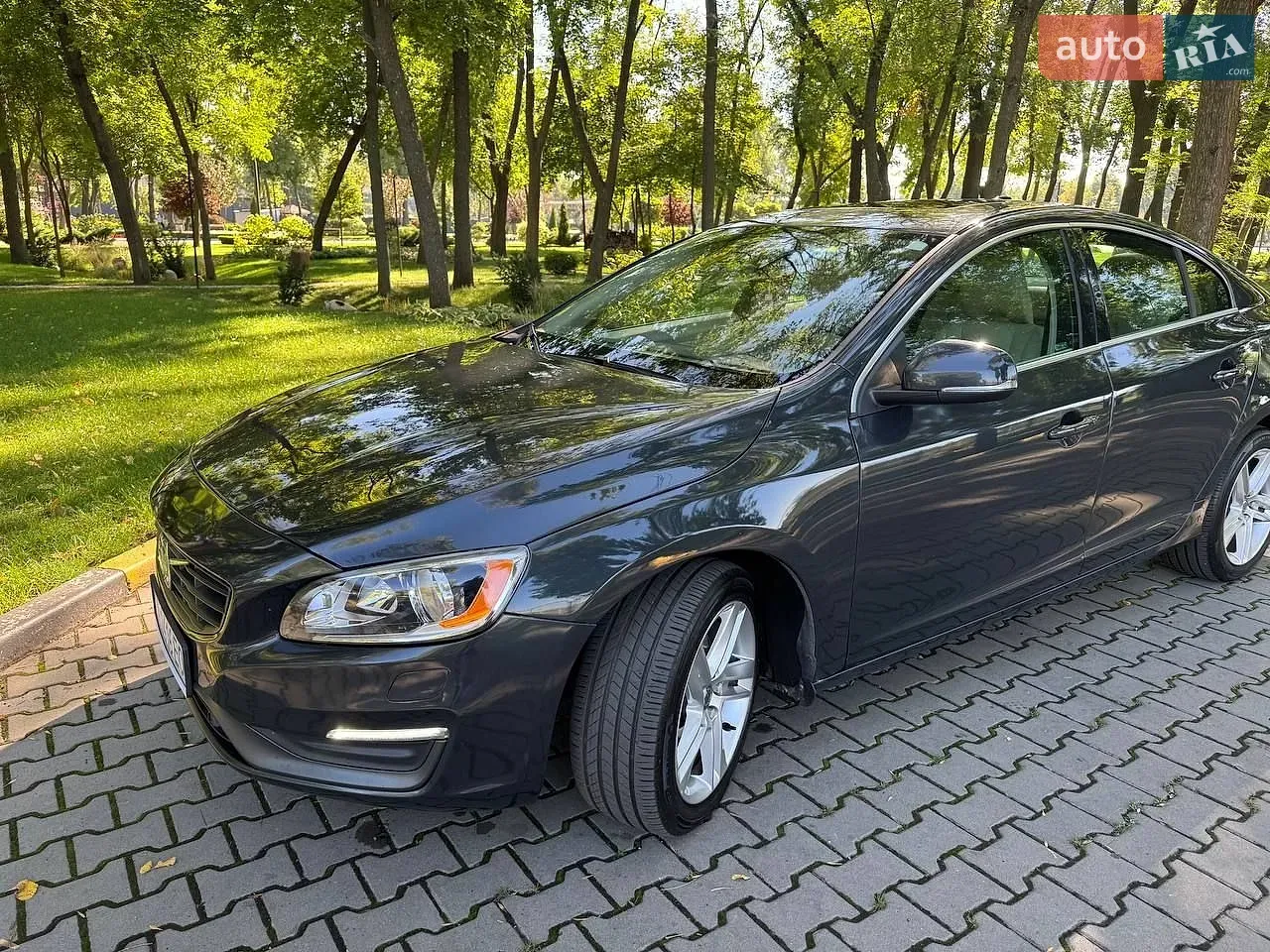 Volvo S60 2015 photo 5