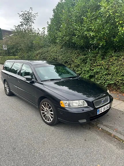 Volvo V70 2008 photo 2