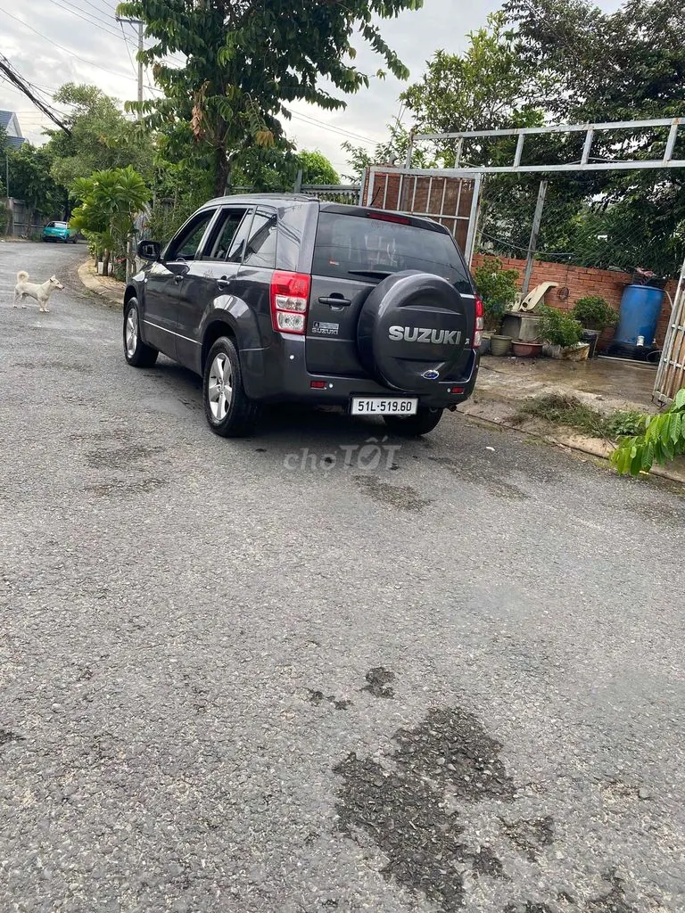 Suzuki Vitara 2011 photo 2