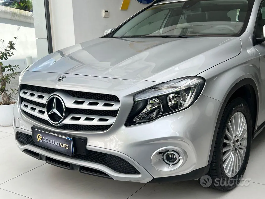 Mercedes-Benz Gla 2017 photo 2