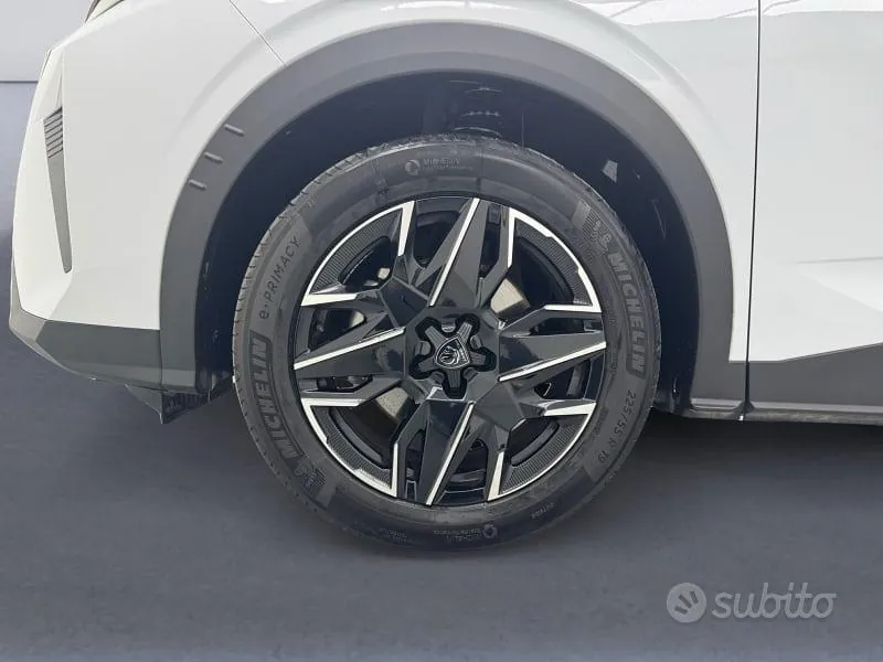 Peugeot 5008 2025 photo 5