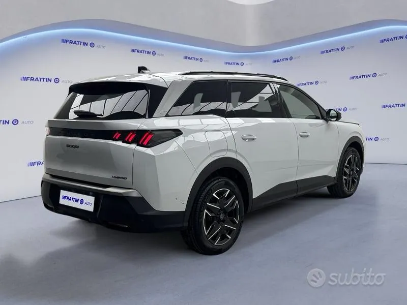Peugeot 5008 2025 photo 4