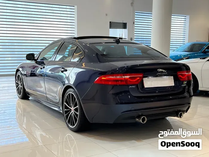 Jaguar Xe R Sport 2016 photo 3
