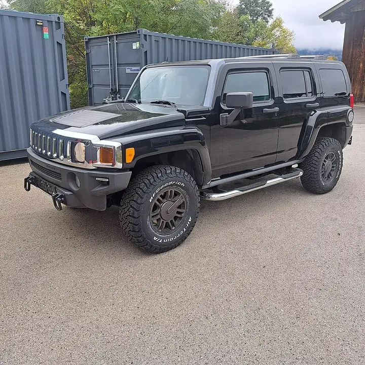 Hummer H3