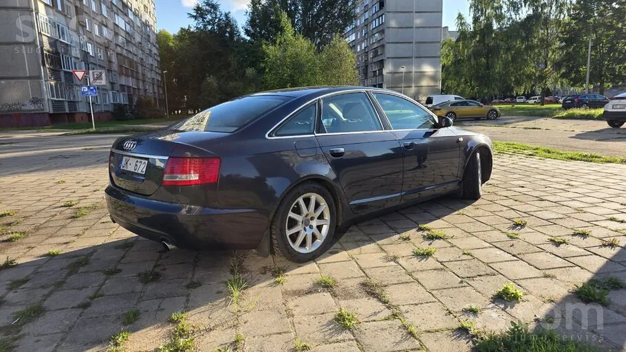 Audi A6 2004 photo 2