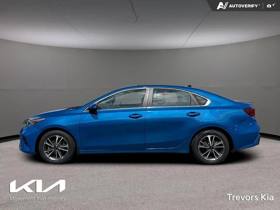 Kia Forte 2022 photo 2