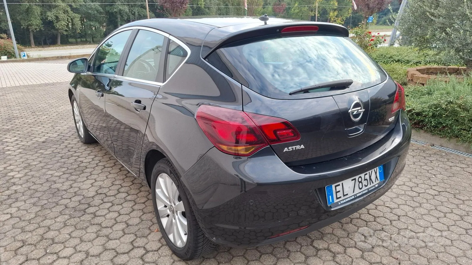 Opel Astra 2012 photo 5