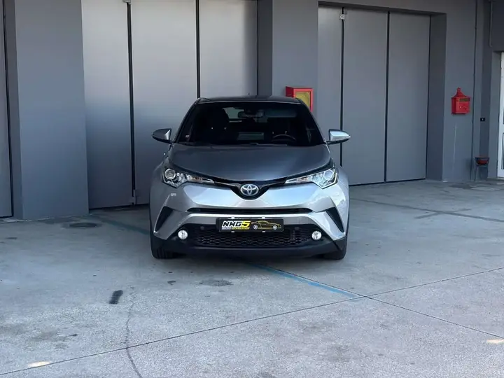 Toyota C-Hr 2018 photo 4