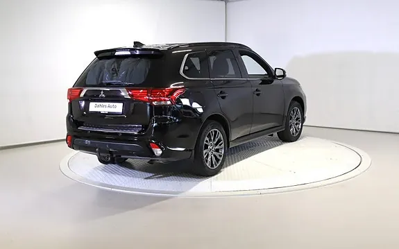 Mitsubishi Outlander 2018 photo 5