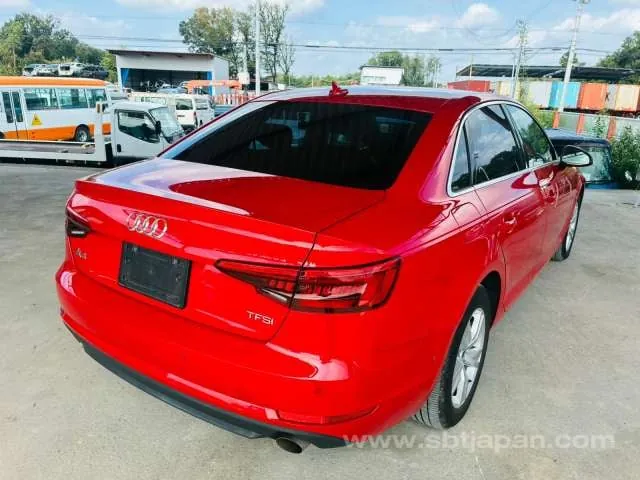 Audi A4 2016 photo 4