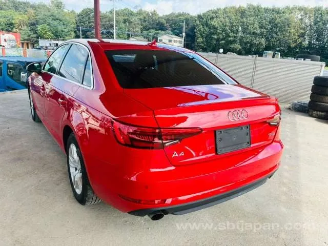 Audi A4 2016 photo 3